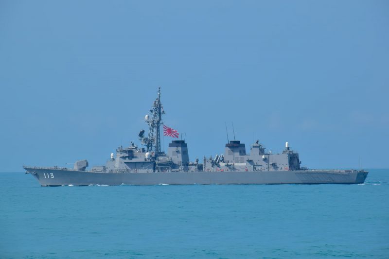 JSDF Sazanami DD-113 Japanese navy ship training at sea in KAKADU 2018 exercise