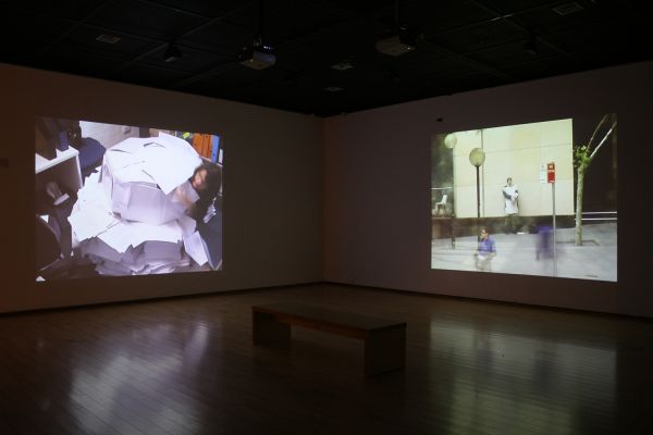 Selectively Revealed installed at Aram Art Gallery, Seoul (Penelope Cain, Camouflage, 2005, single-channel SD digital video, audio, 4:20 minutes. Commissioned by Experimenta. Courtesy the artist)