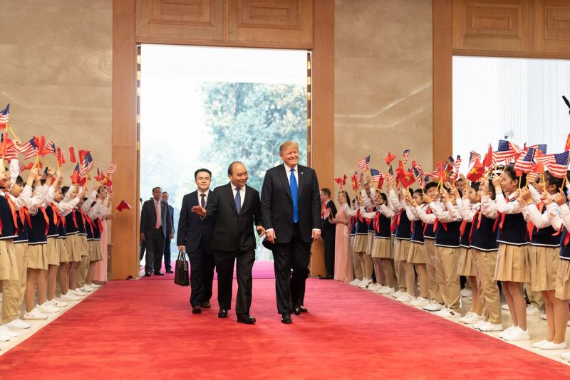 Nguyen Xuan Phuc and Donald Trump